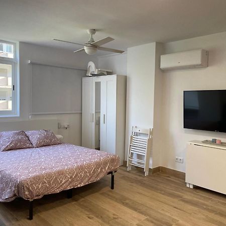 Apartamento Granadella Platja de Larenal エクステリア 写真